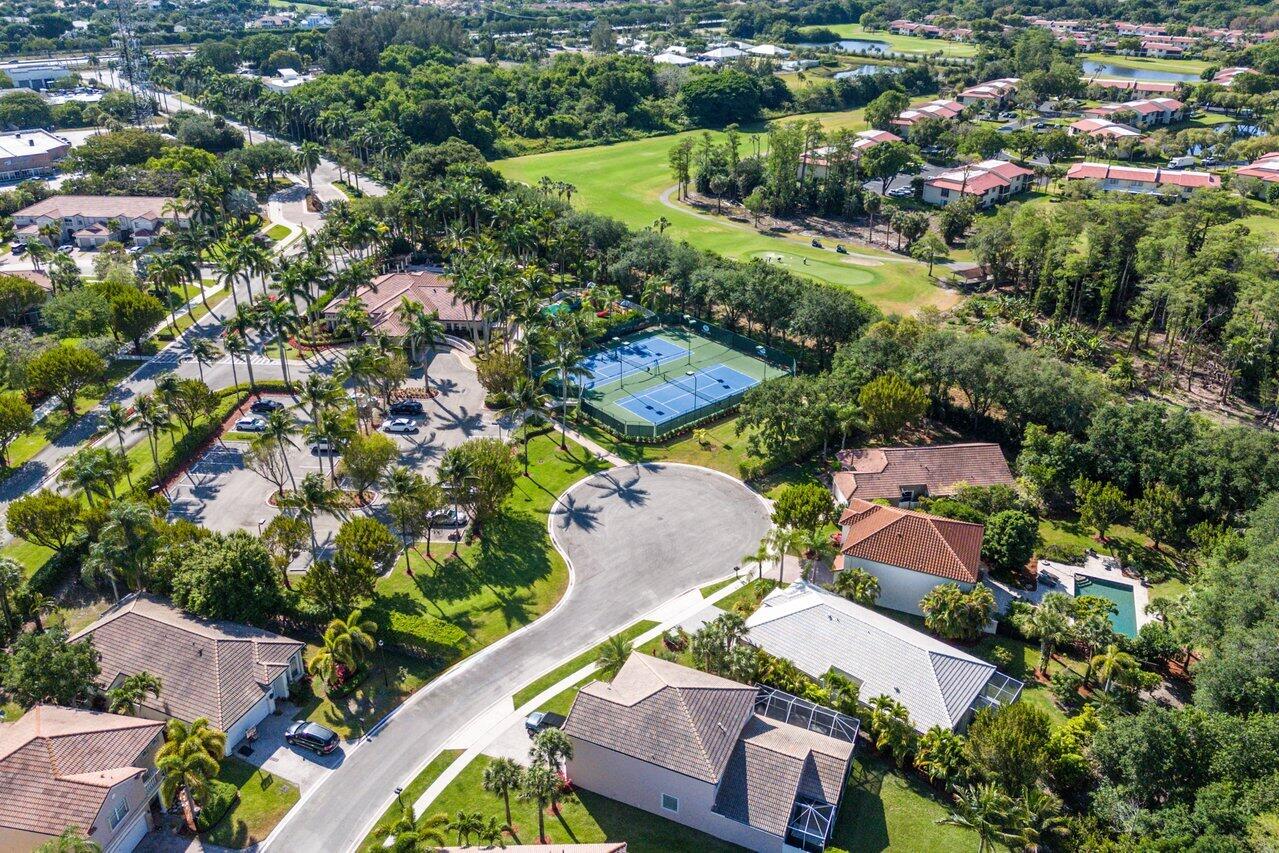 8444 Vía D Oro Boca Raton, FL 33433 - Photo 39 of 56 040-8444ViaDOro-BocaRaton-FL-33433-SMALL