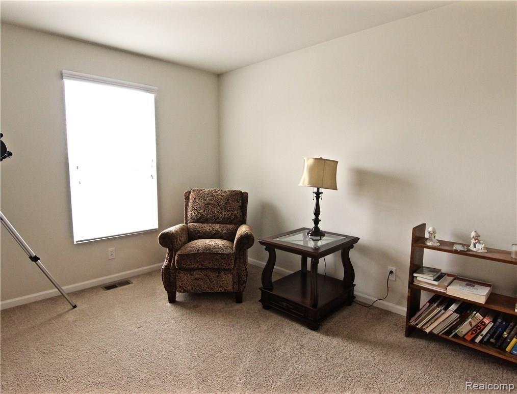 49941 Gracechurch Road Macomb, MI 48044 - Photo 21 of 30 IMG_4241.jpg