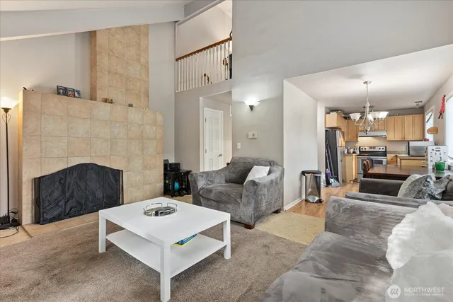 $1,250,000 | 245 Southeast Croston Lane, Issaquah, WA 98027