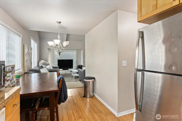 $1,250,000 | 245 Southeast Croston Lane, Issaquah, WA 98027