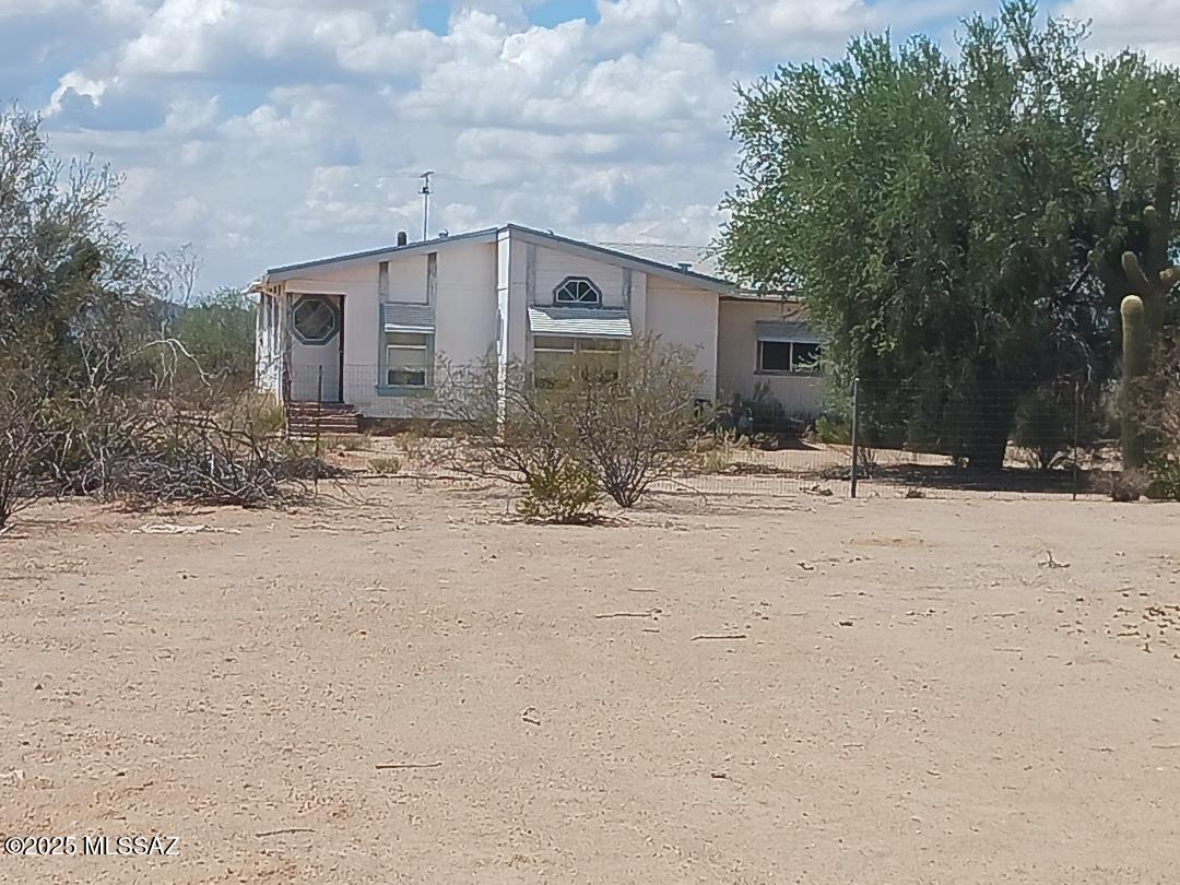 6475 North Sanders Road Tucson, AZ 85743 - Photo 1 of 22 Gallery Image 1