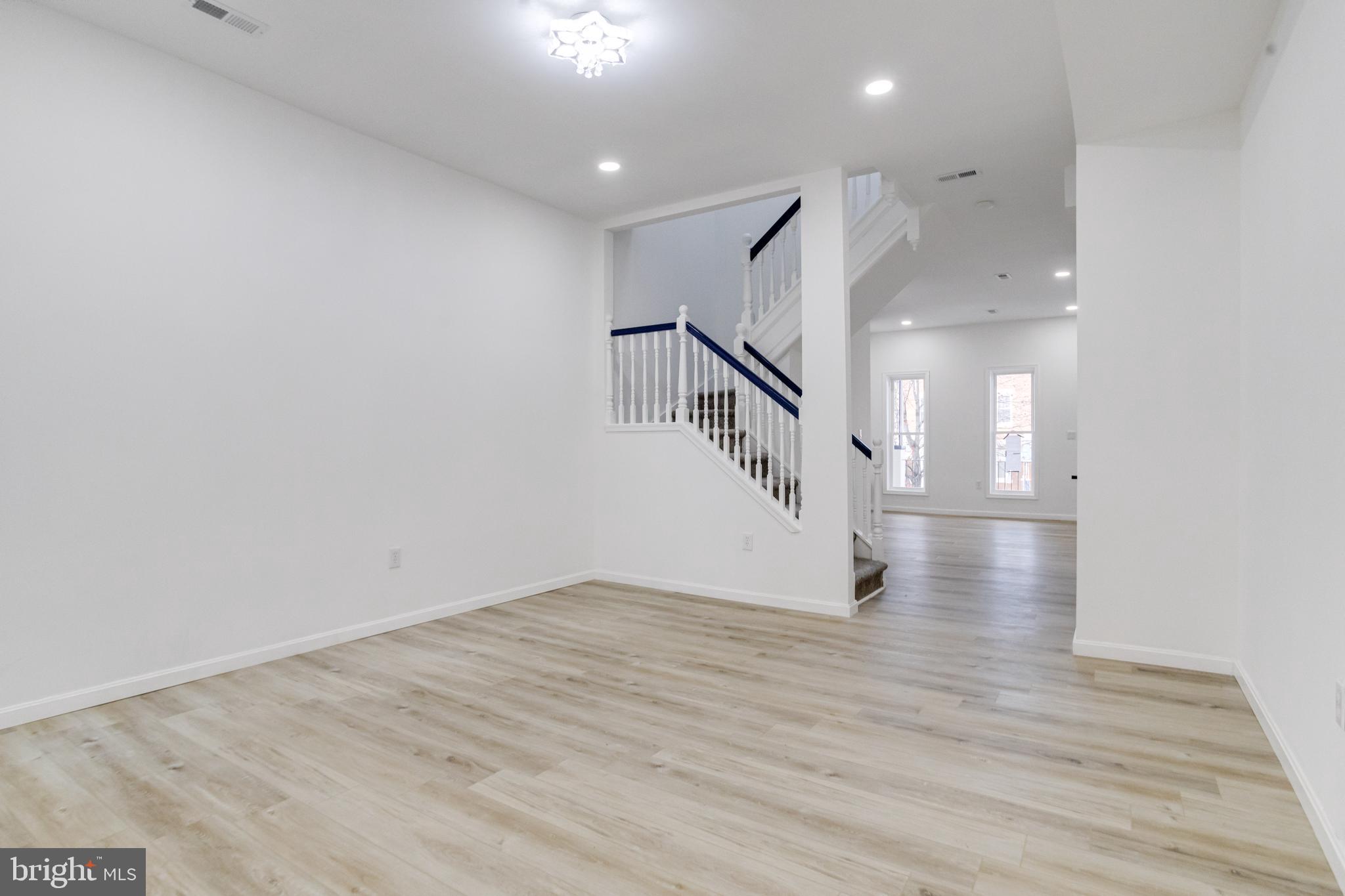 3015 Windsor Avenue Baltimore, MD 21216 - Photo 18 of 64 Living Dining Room