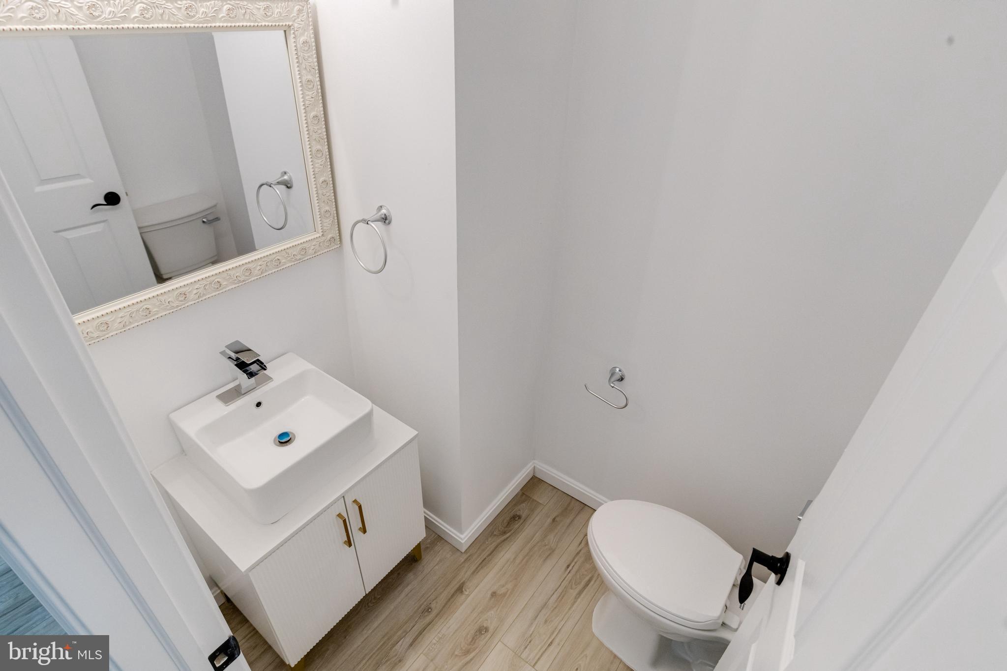 3015 Windsor Avenue Baltimore, MD 21216 - Photo 21 of 64 Half Bath