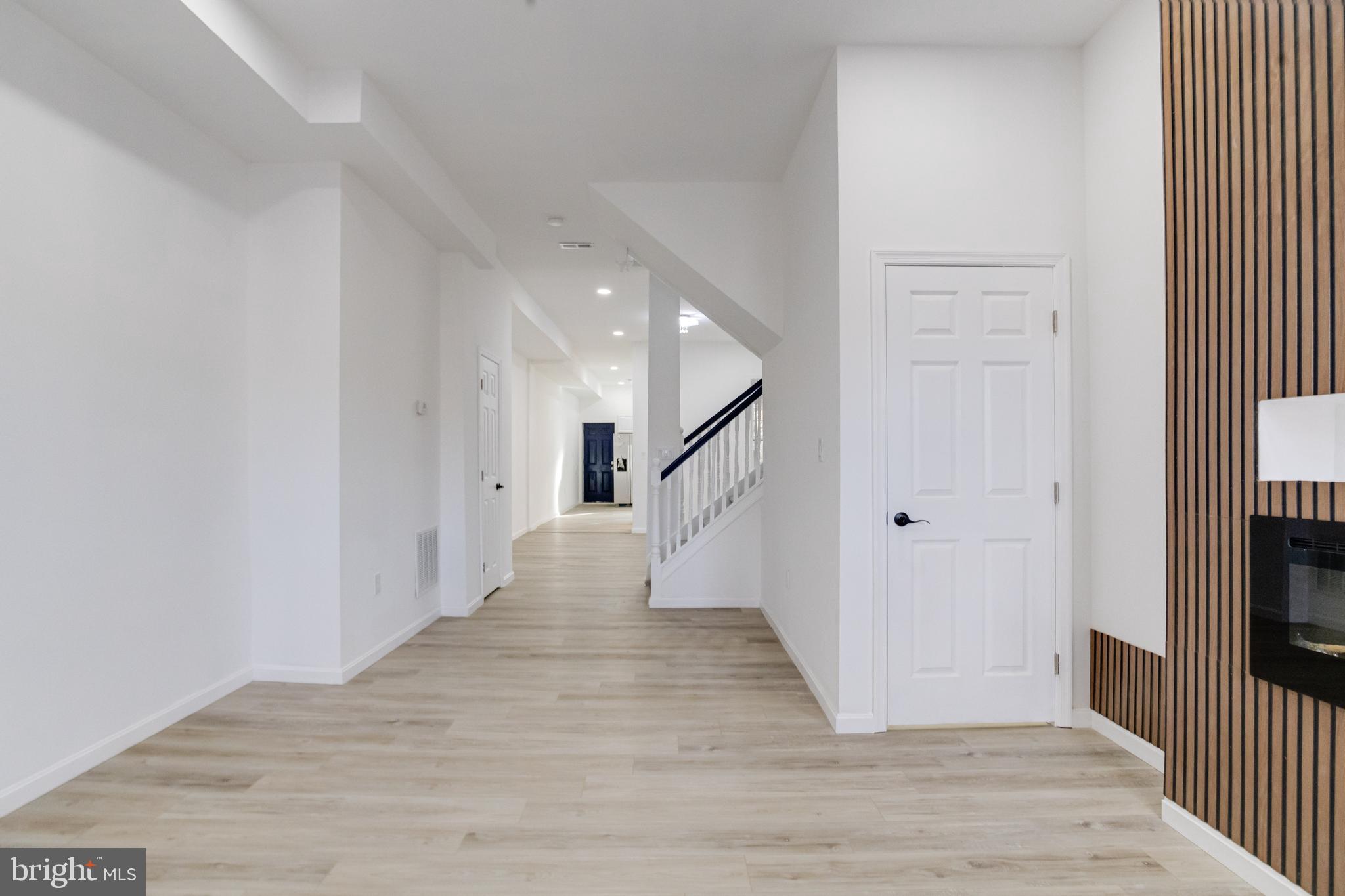 3015 Windsor Avenue Baltimore, MD 21216 - Photo 9 of 64 Living Room