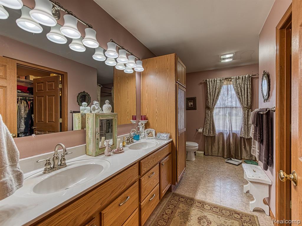 7992 Bluebush Road Maybee, MI 48159 - Photo 16 of 38
