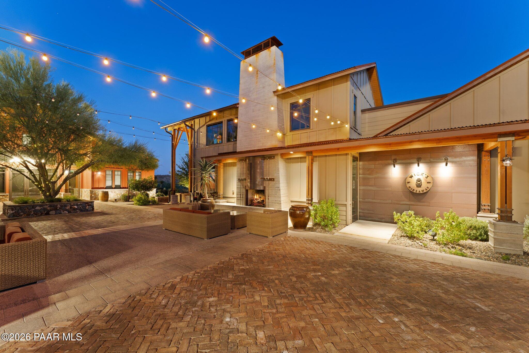 3235 Rising Sun Wickenburg, AZ 85390 - Photo 57 of 64 16-web-or-mls-2022-10-25 07.22.01-1
