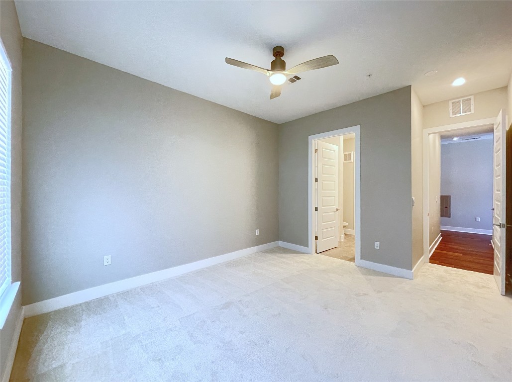 4325 Jackson Avenue, Unit 2301 Austin, TX 78731 - Photo 17 of 31 a view of an empty room