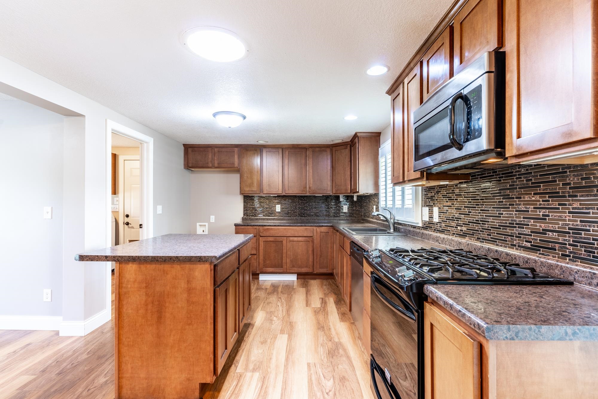 401 North Ray Road Fremont, IN 46737 - Photo 9 of 34