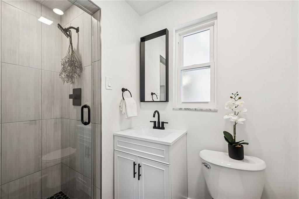 490 Old Clairton Road Pittsburgh, PA 15236 - Photo 21 of 40