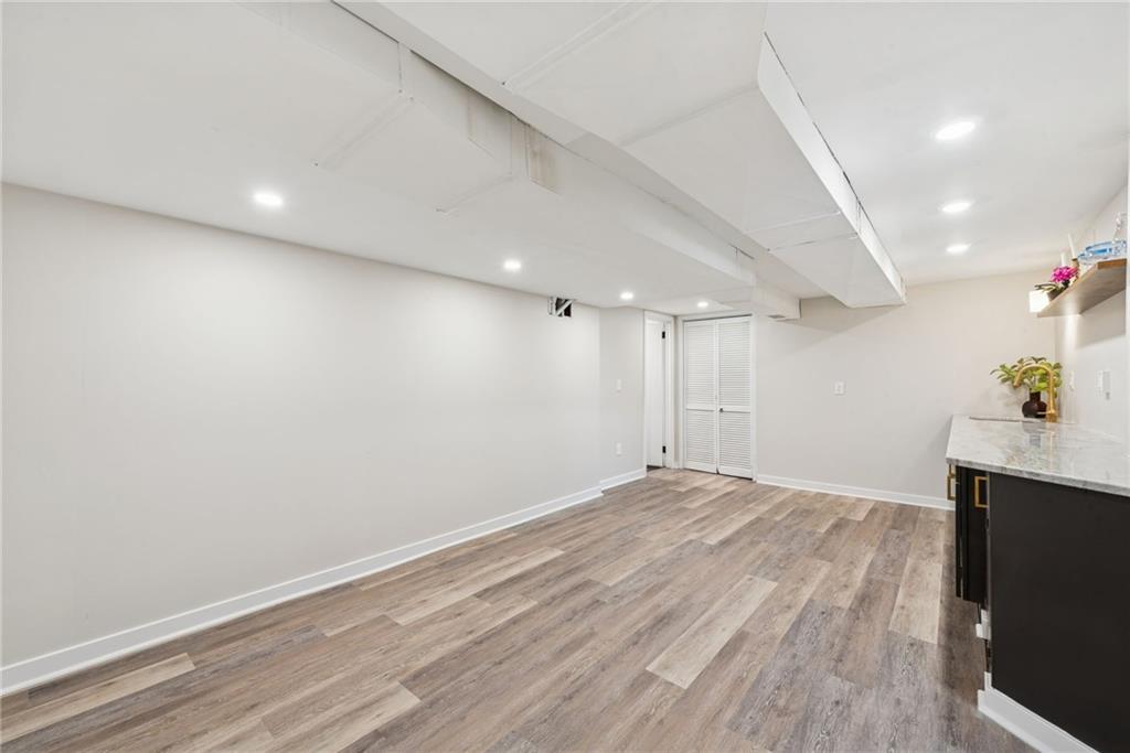 490 Old Clairton Road Pittsburgh, PA 15236 - Photo 29 of 40