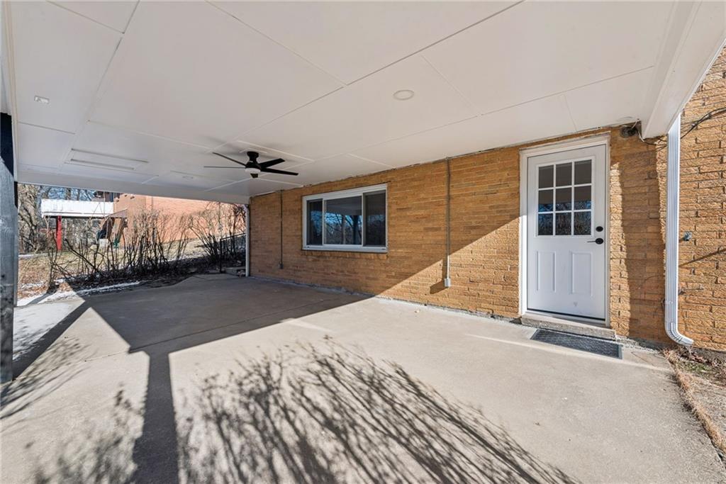 490 Old Clairton Road Pittsburgh, PA 15236 - Photo 33 of 40