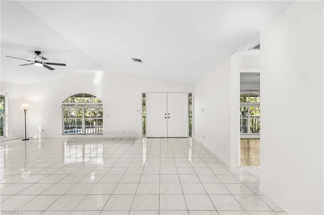 $945,000 | 670 27th Street Northwest, Naples, FL 34120