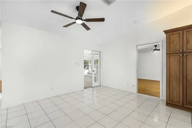 $945,000 | 670 27th Street Northwest, Naples, FL 34120