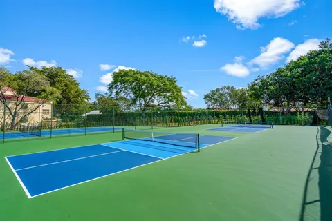 $290,000 | 13022 Southwest 88th Terrace North, Unit 201, Miami, FL 33186