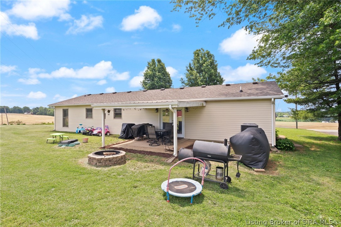 5876 West Willis Road Georgetown, IN 47122 - Photo 5 of 31