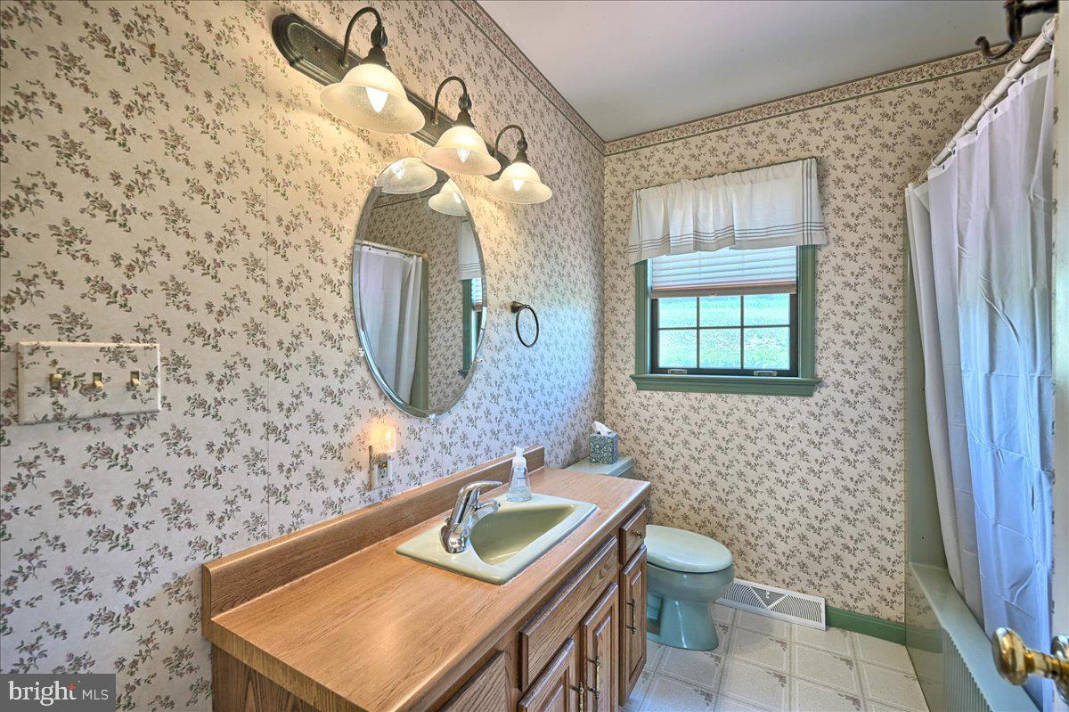 198 Sides Mill Road Strasburg, PA 17579 - Photo 17 of 32