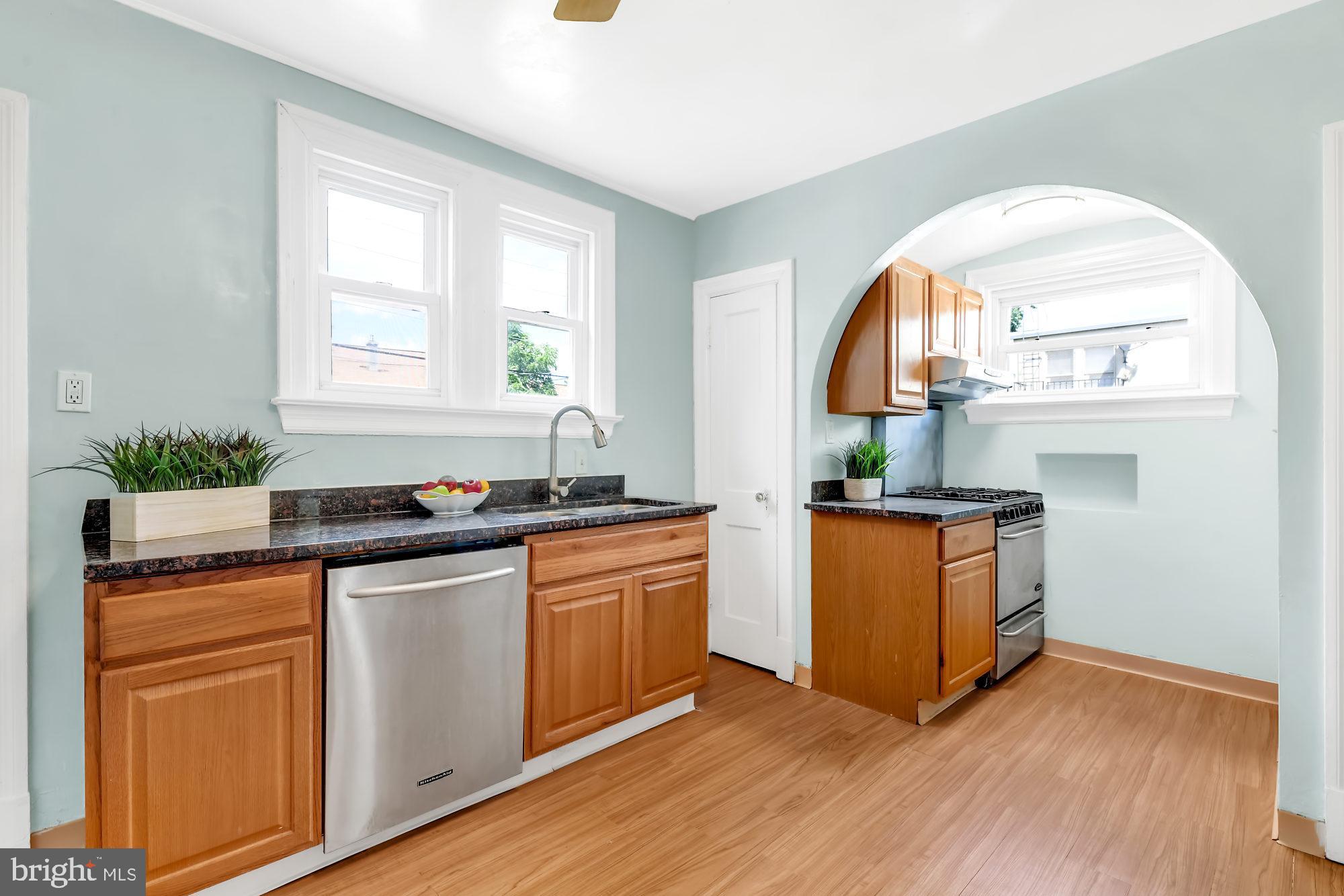 641 Plymouth Road Baltimore, MD 21229 - Photo 12 of 25