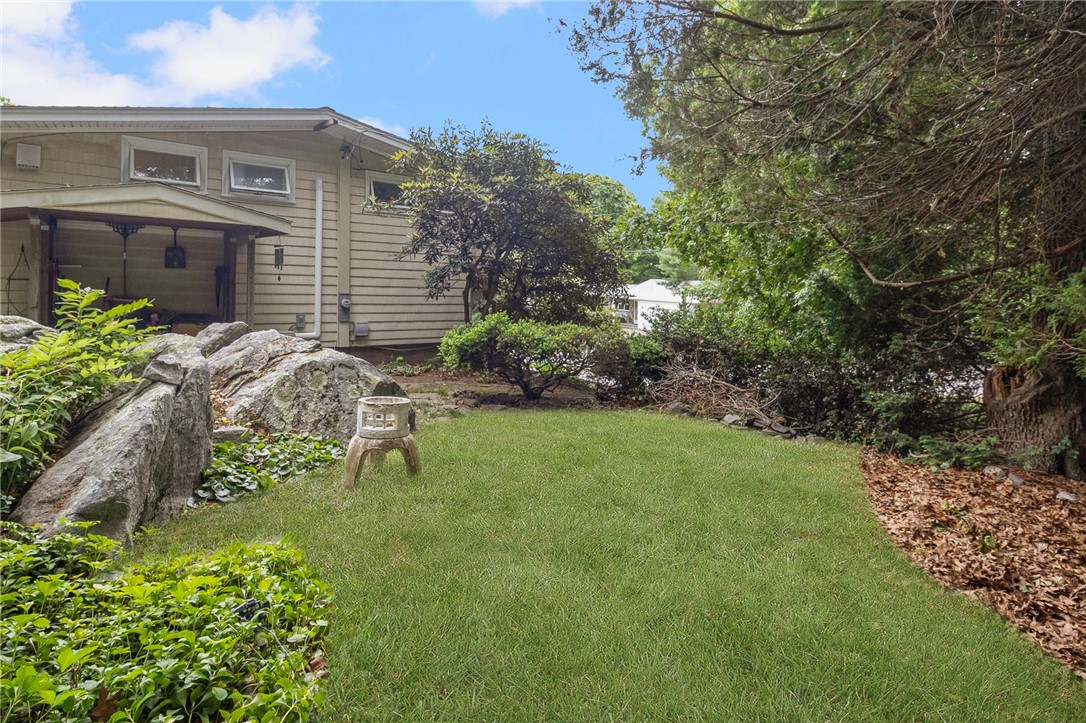 10 Guzeika Road North Kingstown, RI 02852 - Photo 41 of 47