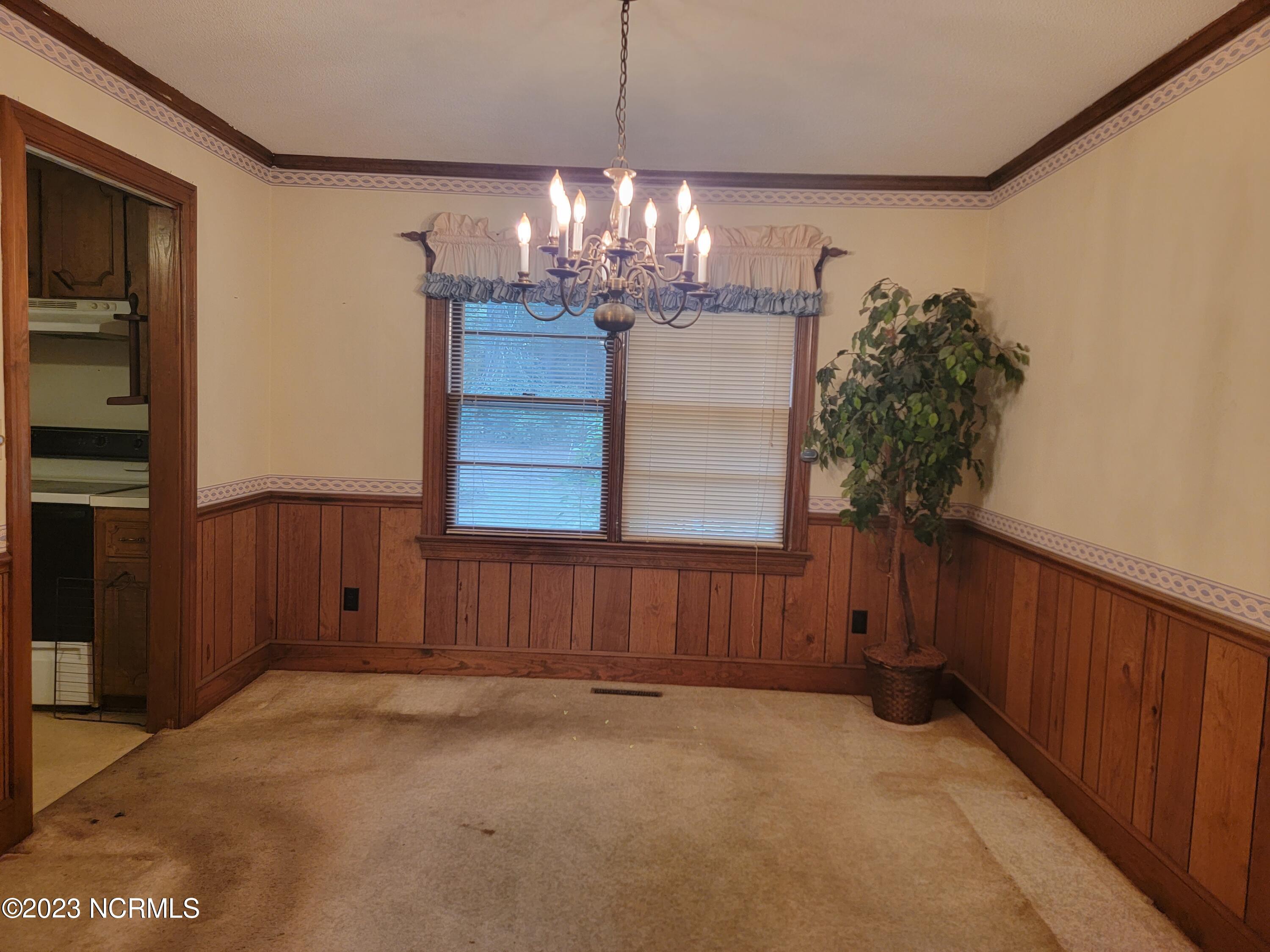119 West Mcgowan Road Turkey, NC 28393 - Photo 8 of 20 dining room