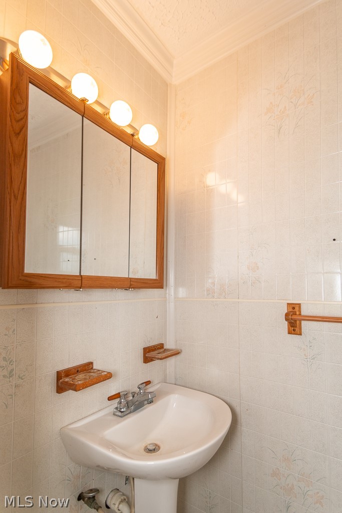 2225 Moore Road Orwell, OH 44076 - Photo 15 of 19