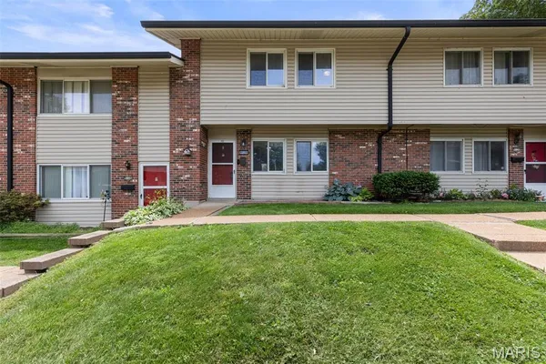 $159,900 | 9128 Villaridge Court, St. Louis, MO 63123