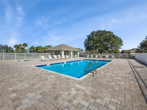 $2,750 | 155 56th Drive Southwest, Vero Beach, FL 32968