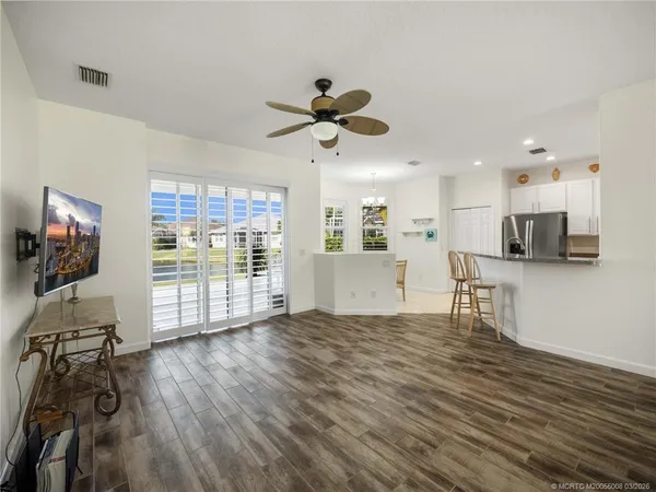 $2,750 | 155 56th Drive Southwest, Vero Beach, FL 32968