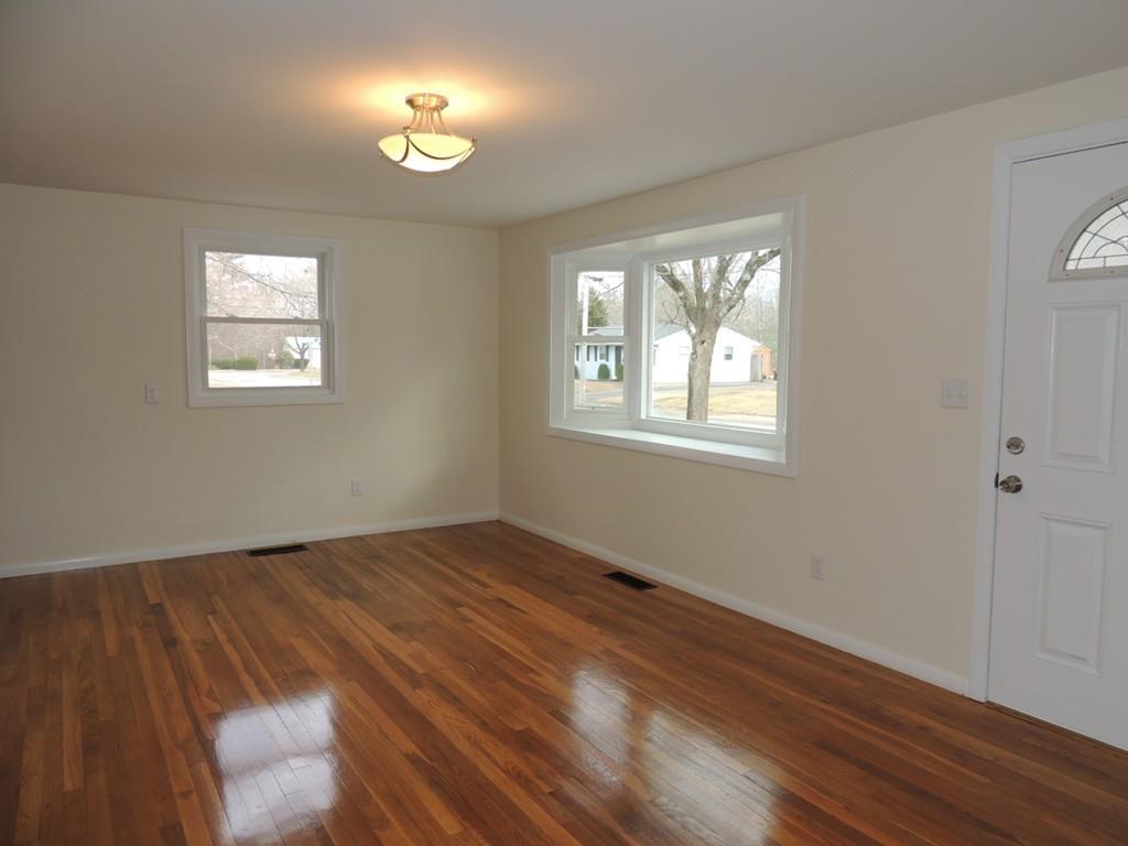 19 Josh Gray Road Rockland, MA 02370 - Photo 7 of 14 Gallery Image 7