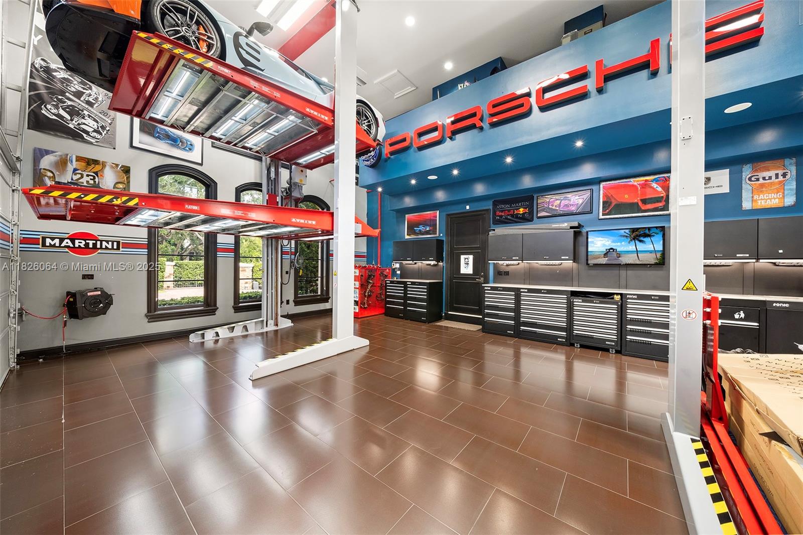 10101 Southwest 60th Court Pinecrest, FL 33156 - Photo 62 of 98 With Lifts