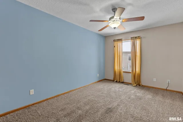 $424,999 | 6112 34th Ave A Court, Moline, IL 61265