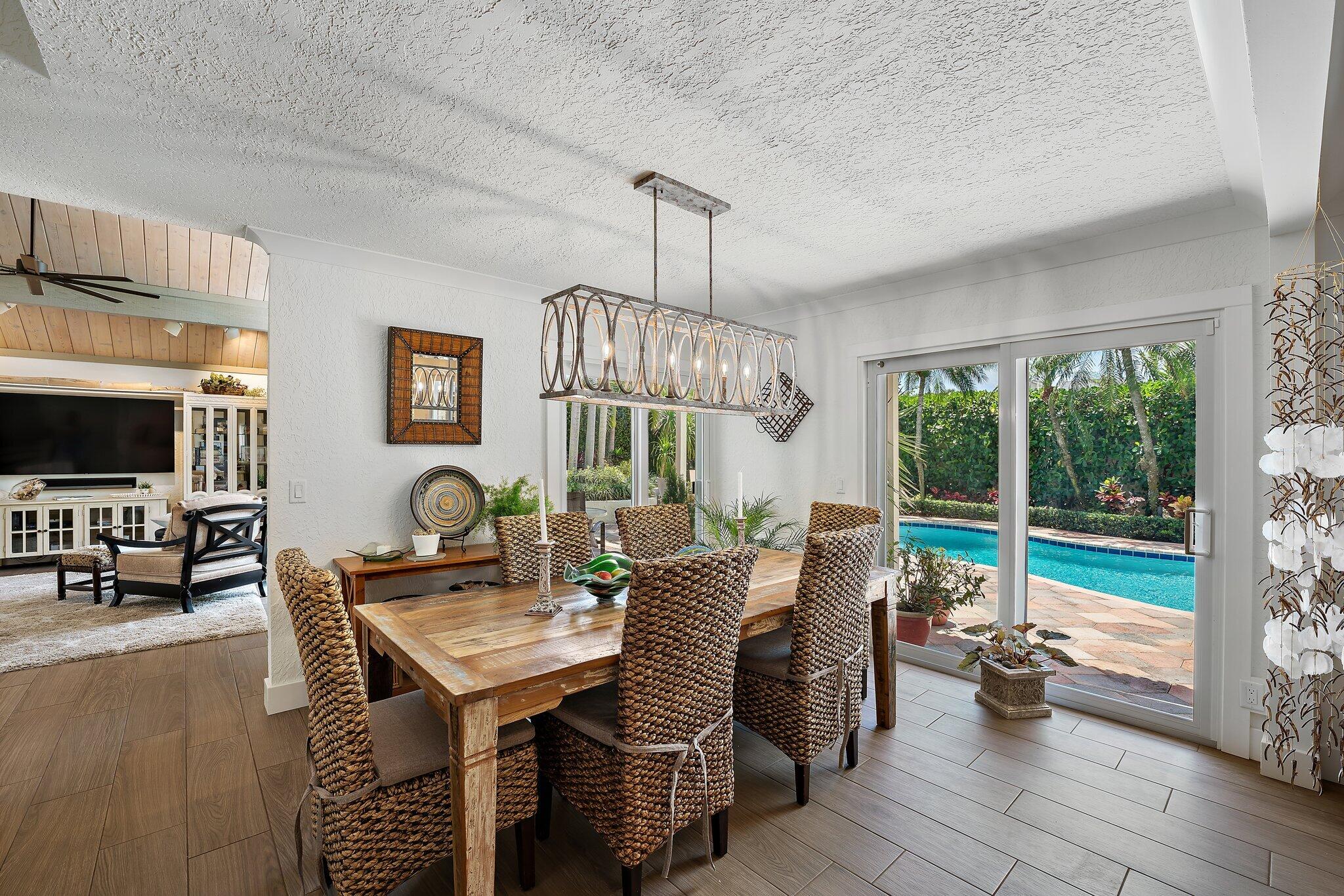 105 Albacore Lane Jupiter, FL 33477 - Photo 19 of 62 Dining room