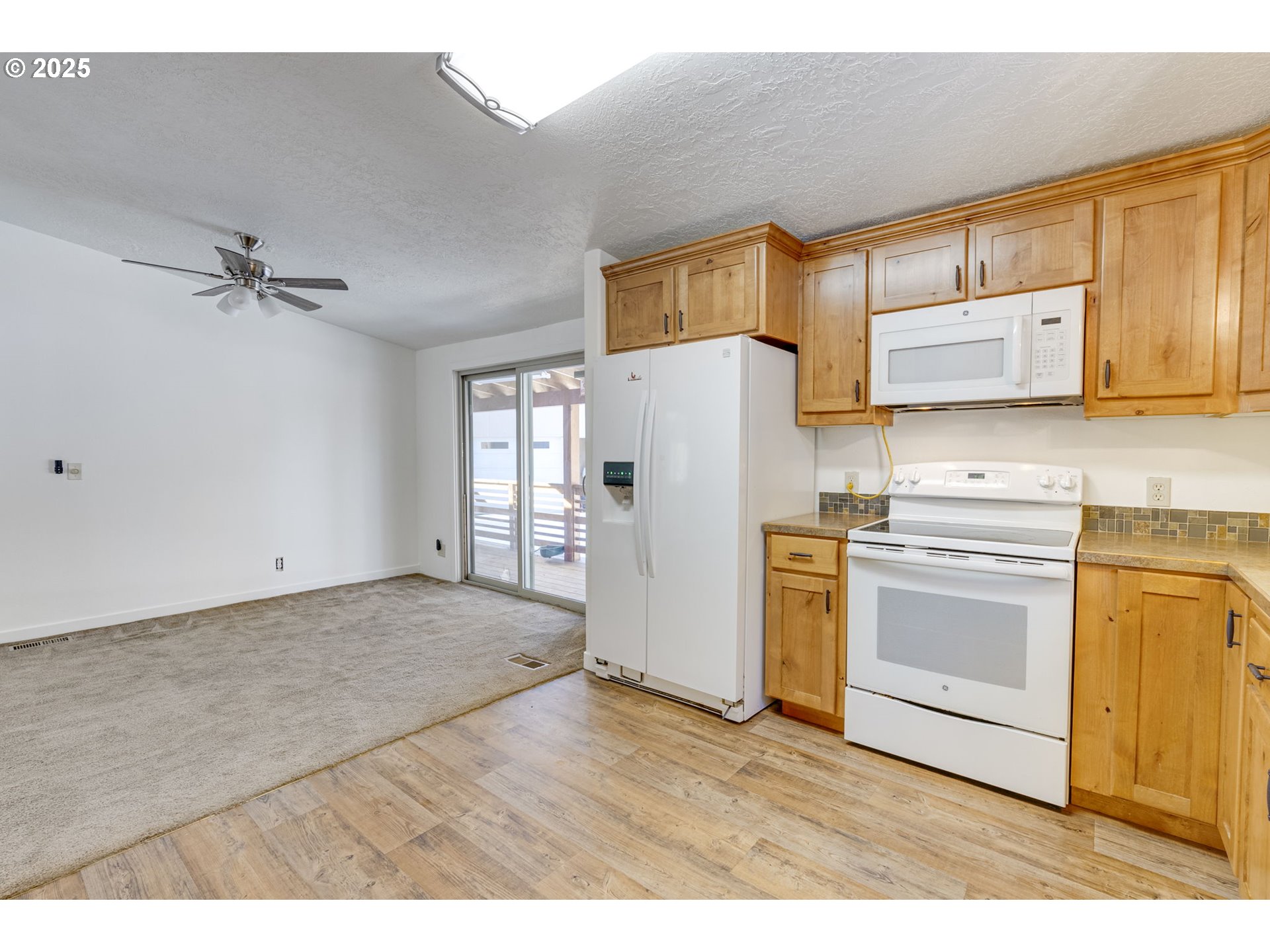 16203 Hawks Lair Road La Pine, OR 97739 - Photo 19 of 48