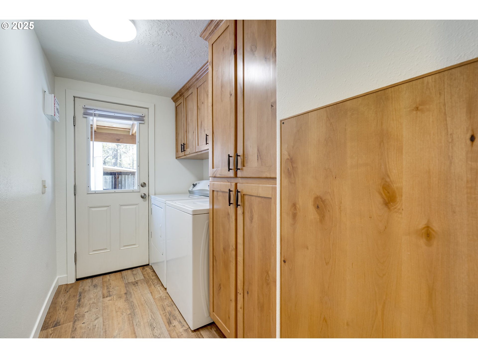 16203 Hawks Lair Road La Pine, OR 97739 - Photo 23 of 48