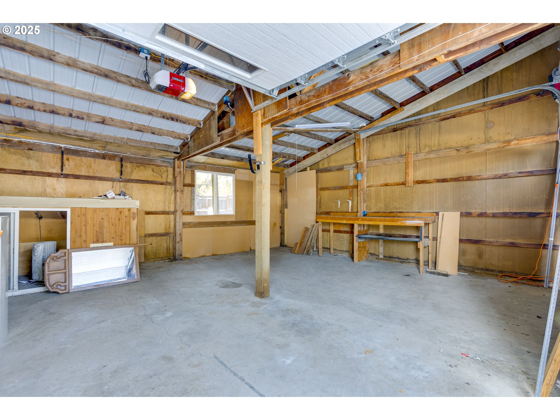 16203 Hawks Lair Road La Pine, OR 97739 - Photo 38 of 48