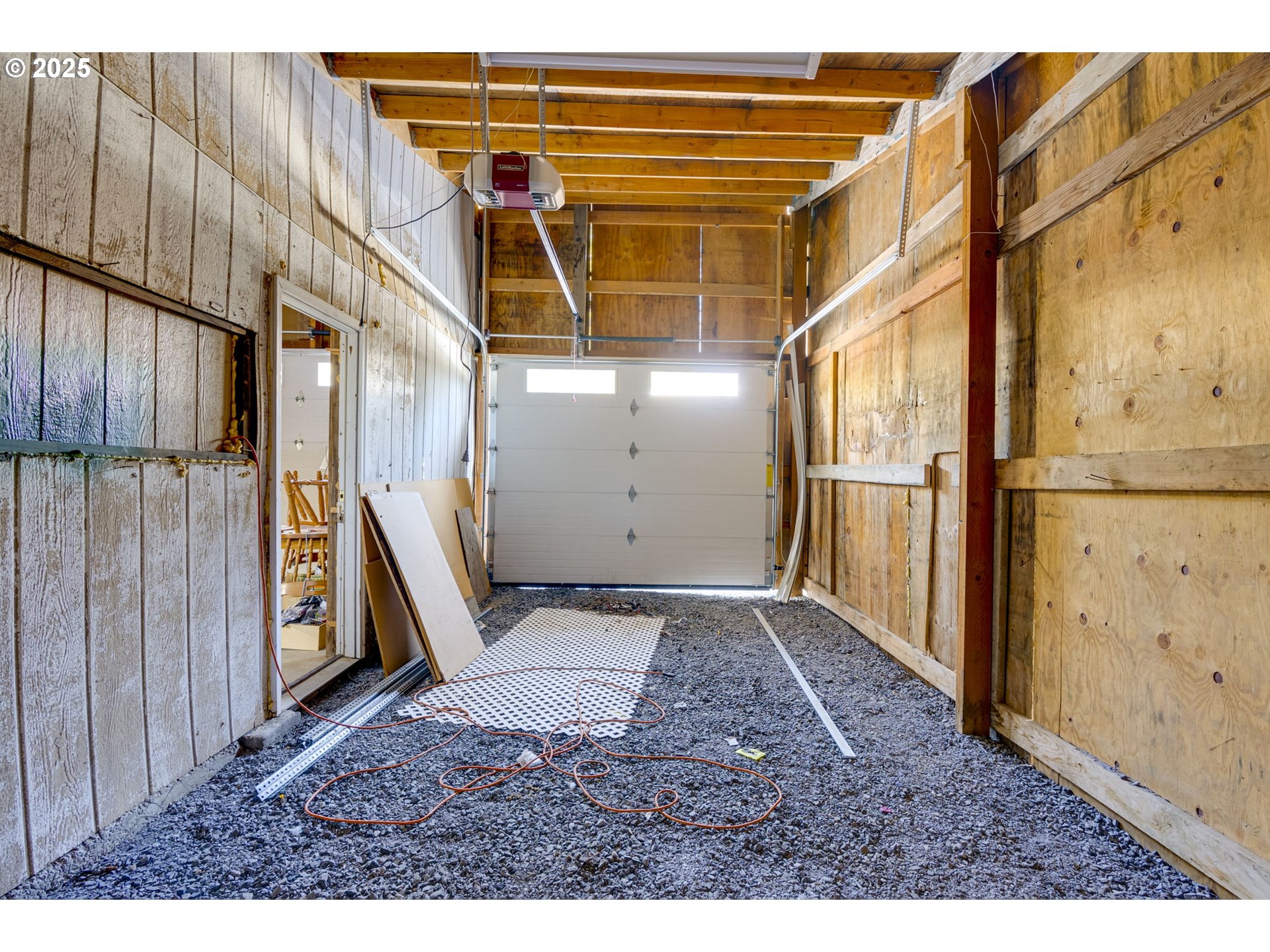 16203 Hawks Lair Road La Pine, OR 97739 - Photo 39 of 48