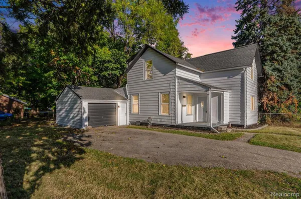 $189,000 | 11 Southbound Gratiot Avenue, Mount Clemens, MI 48043