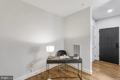 $599,000 | 625 Slaters Lane, Unit 107, Alexandria, VA 22314