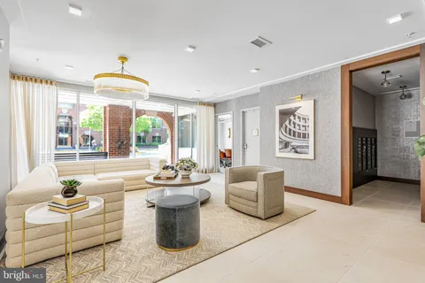 $599,000 | 625 Slaters Lane, Unit 107, Alexandria, VA 22314