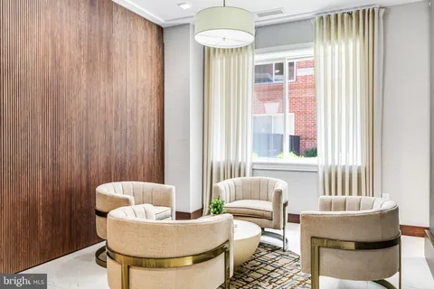$599,000 | 625 Slaters Lane, Unit 107, Alexandria, VA 22314