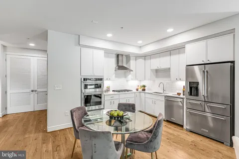$599,000 | 625 Slaters Lane, Unit 107, Alexandria, VA 22314