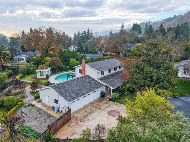 $1,998,000 | 2720 Winners Circle, Alamo, CA 94507
