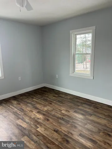 $1,990 | 604 East Oak Street, Oakland, MD 21550