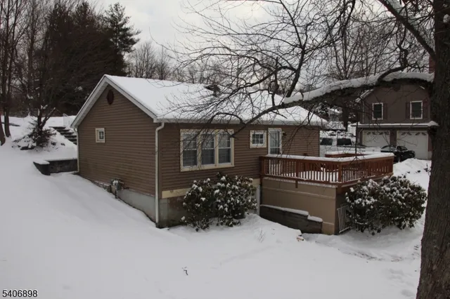 $2,000 | 31 Ringwood Lane, Hewitt, NJ 07421