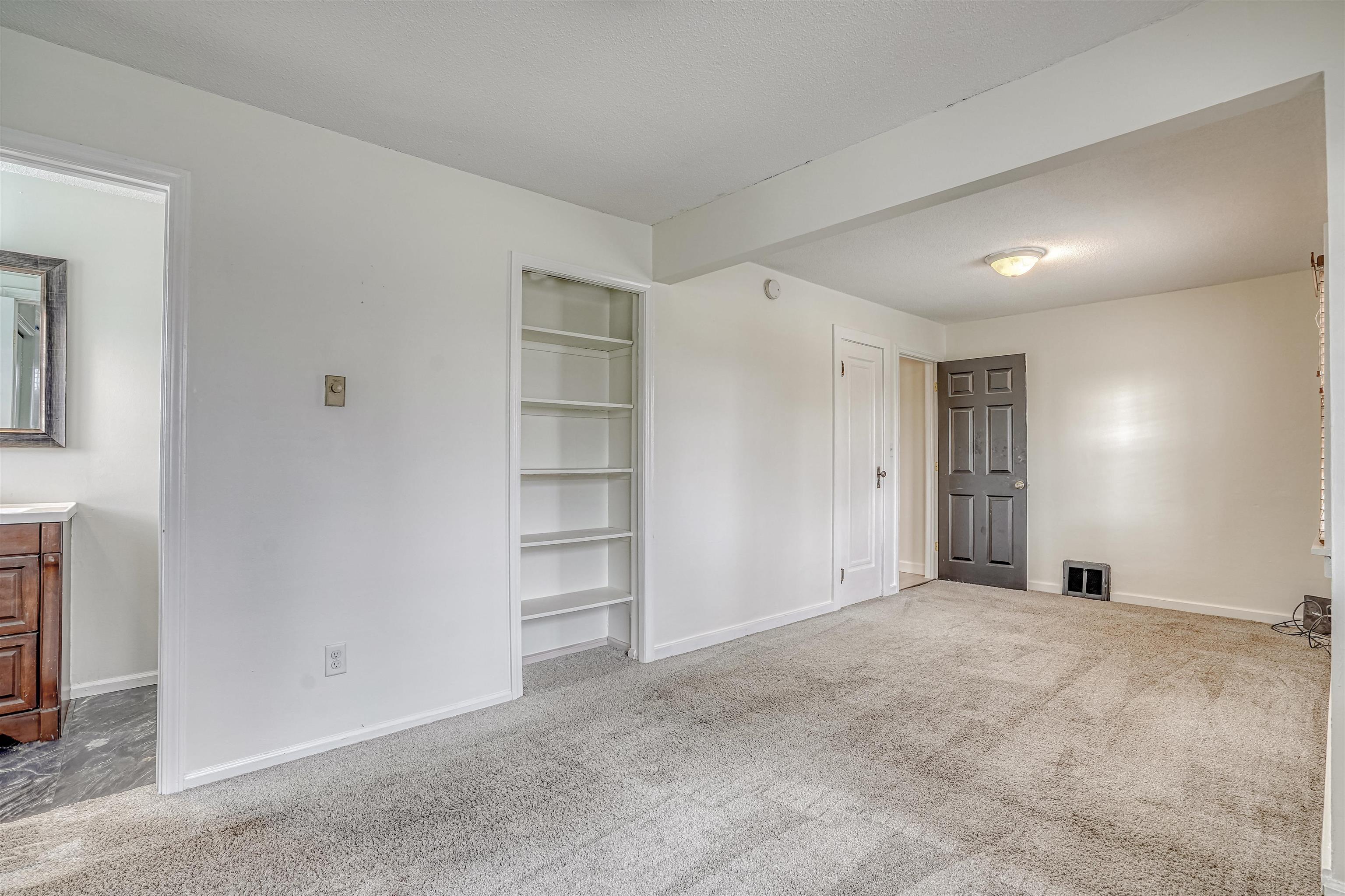 3519 Woods Road Fort Wayne, IN 46818 - Photo 13 of 34 Gallery Image 13