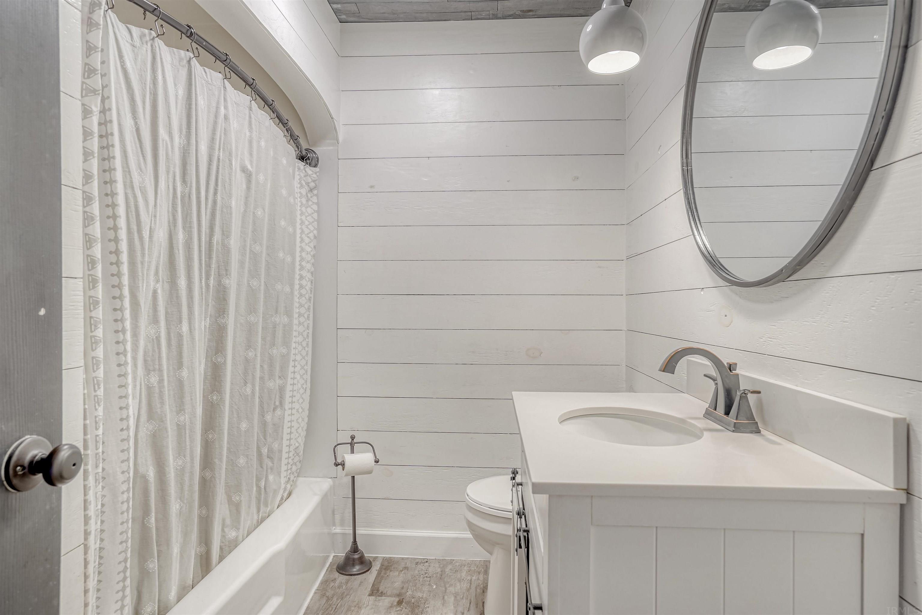 3519 Woods Road Fort Wayne, IN 46818 - Photo 15 of 34 Gallery Image 15