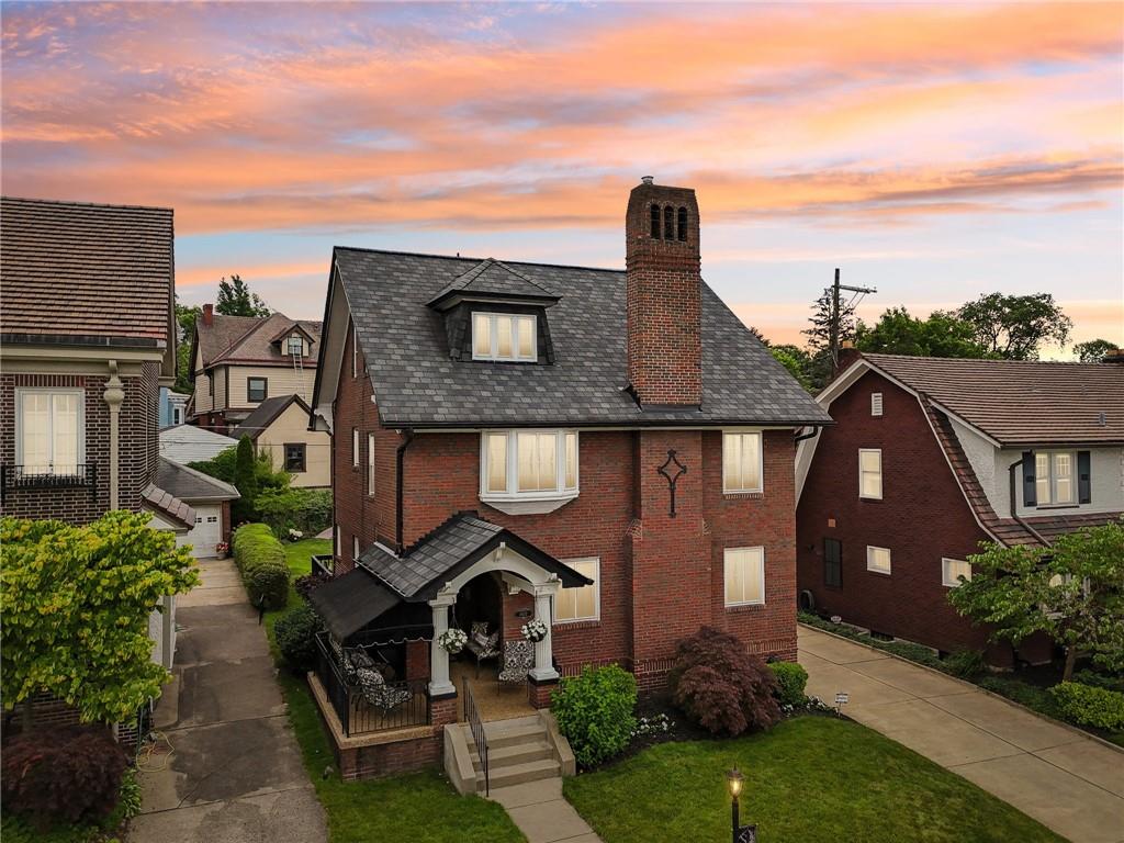 1402 Browning Road Pittsburgh, PA 15206 - Photo 3 of 50 /