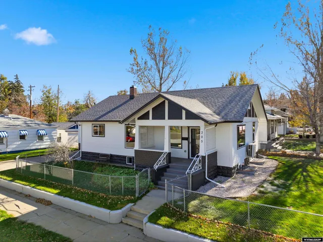 $594,500 | 205 East 8th Street, Casper, WY 82601