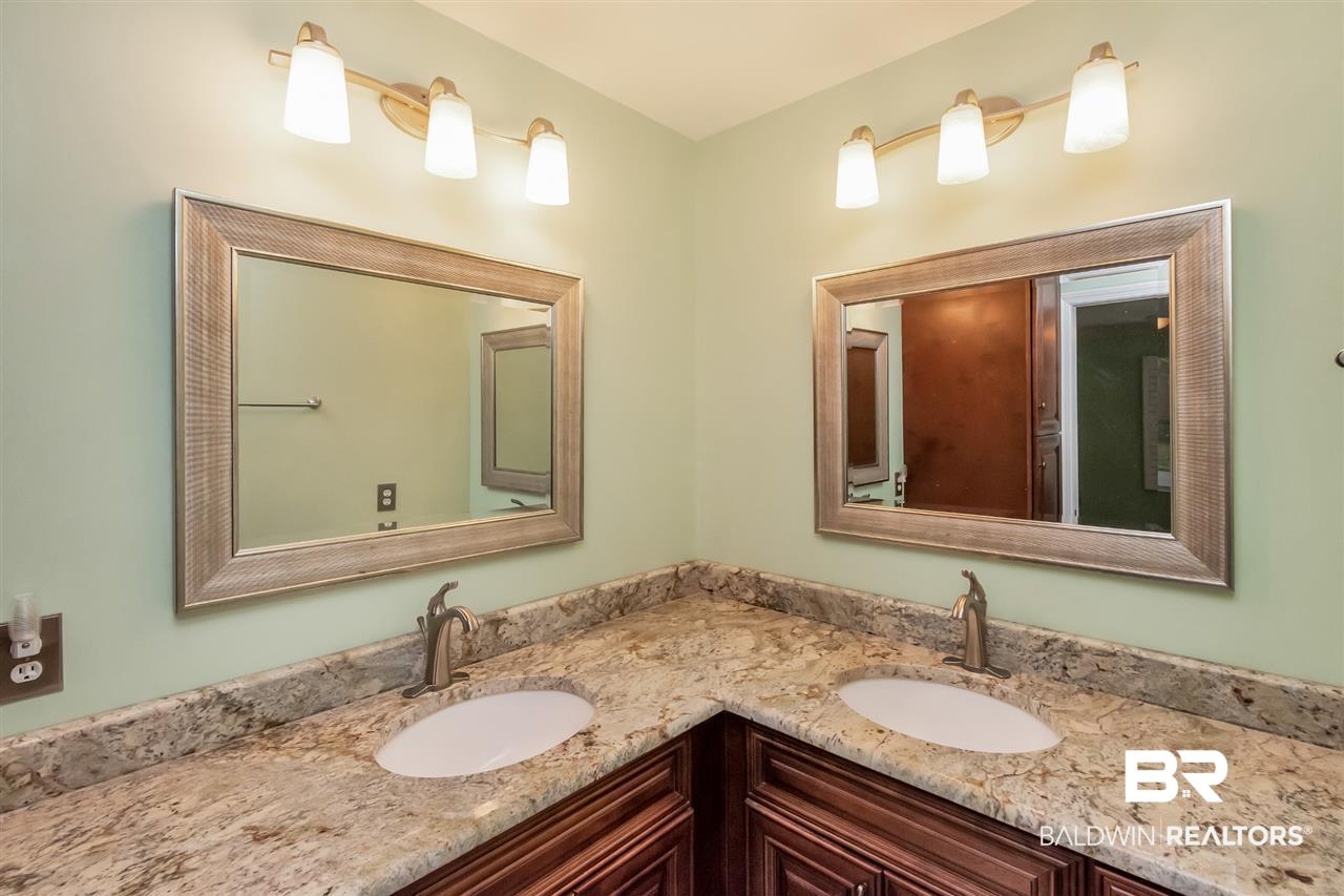 5621 Regency Oaks Drive North Mobile, AL 36609 - Photo 29 of 48