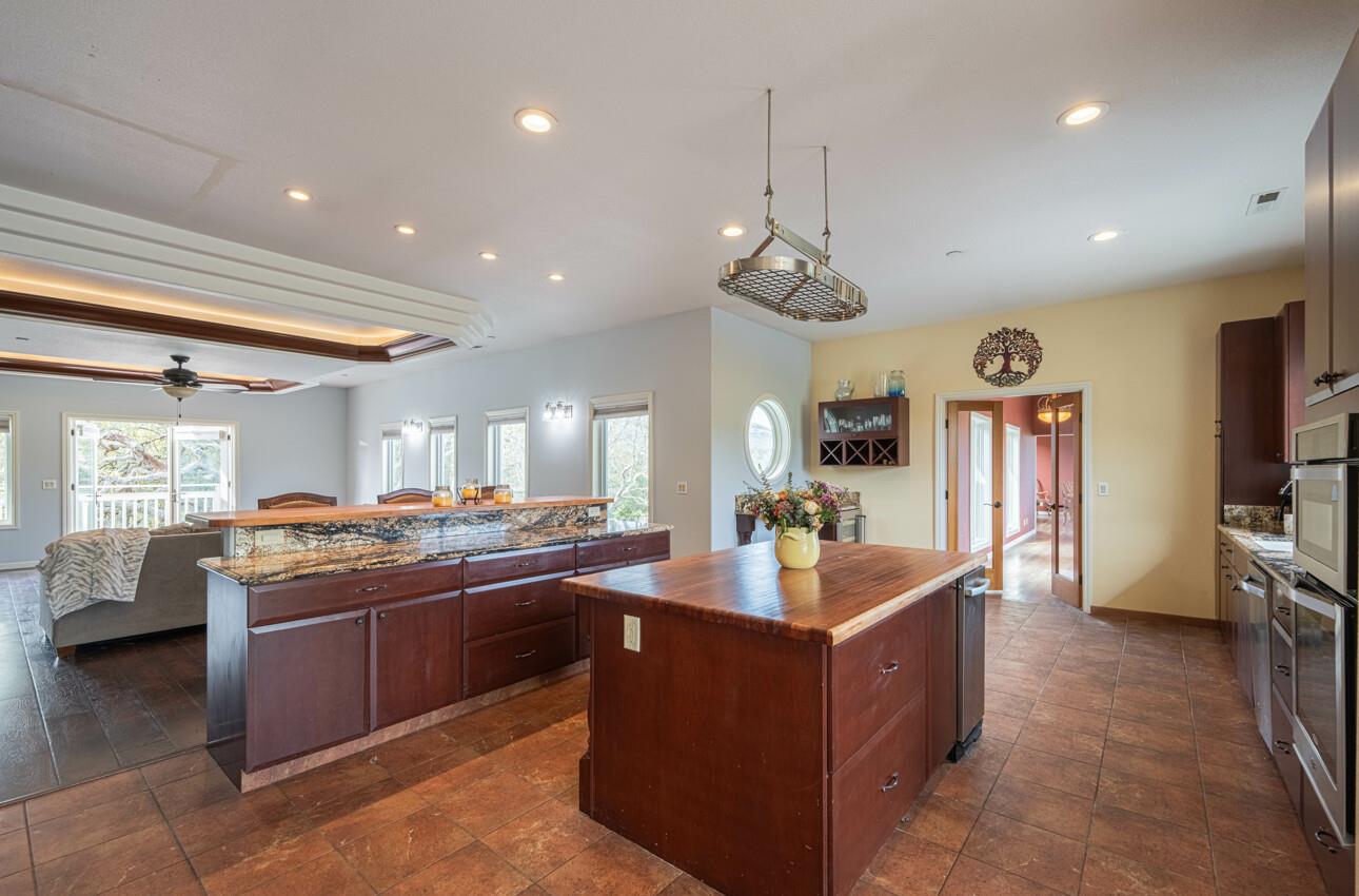 383 Corral De Tierra Road Salinas, CA 93908 - Photo 13 of 78