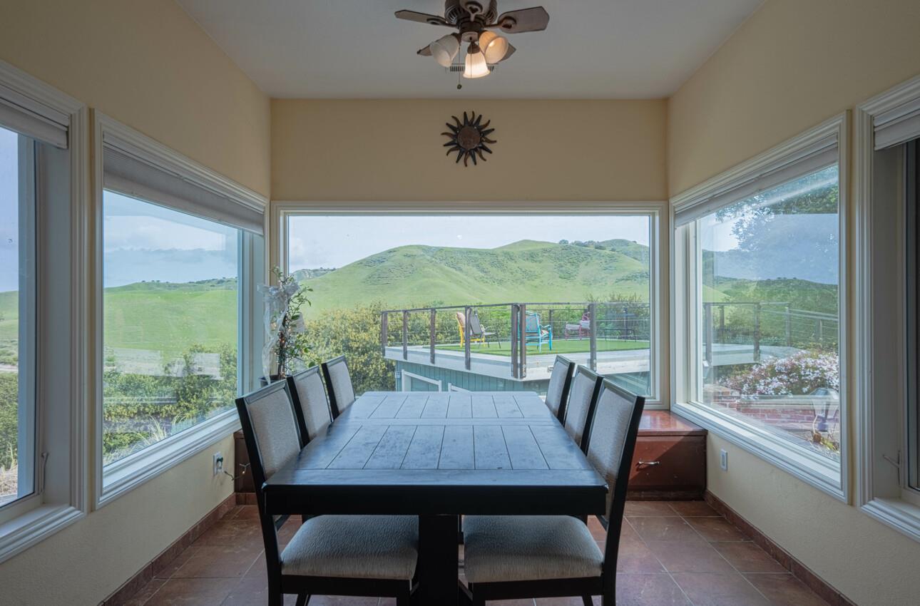 383 Corral De Tierra Road Salinas, CA 93908 - Photo 18 of 78